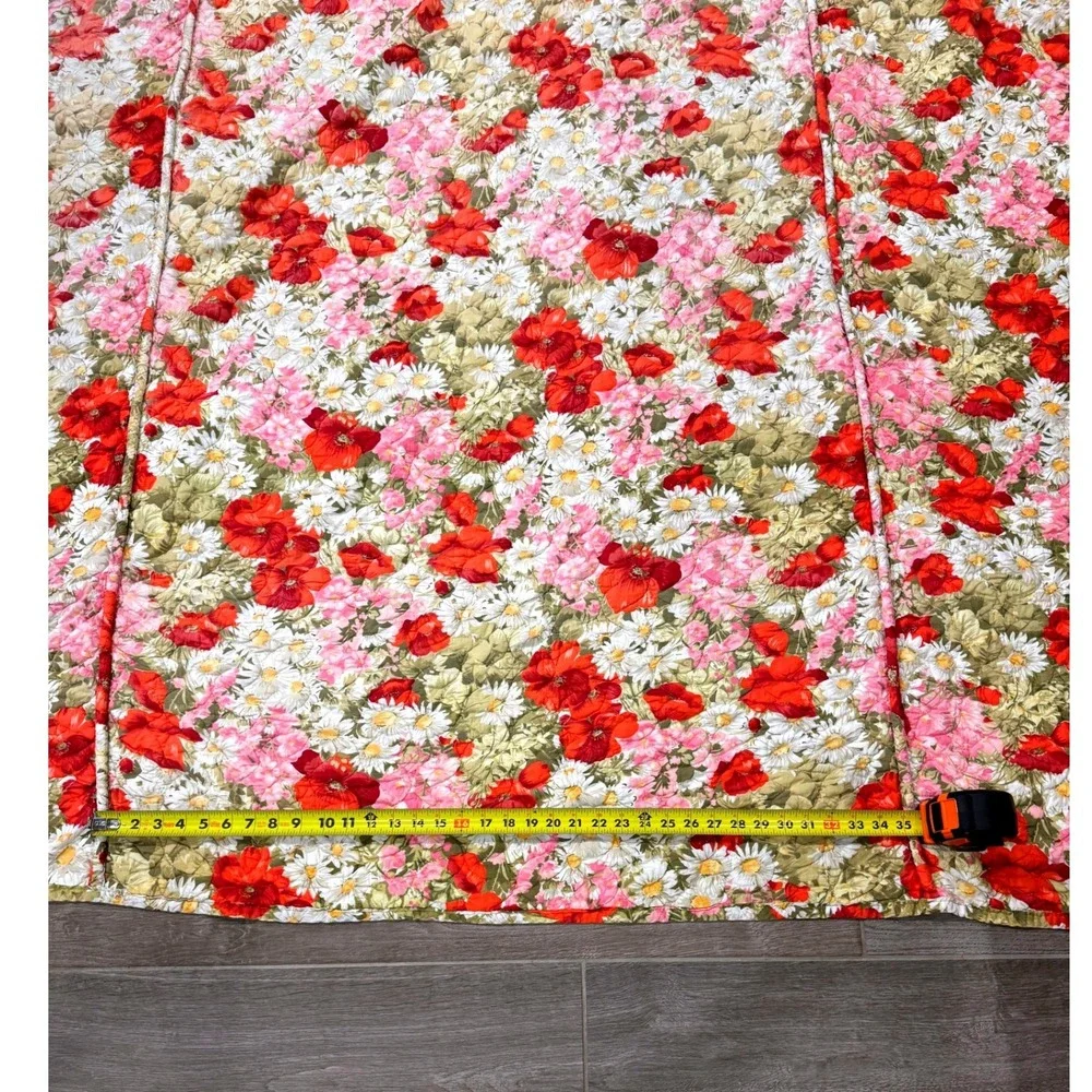 Handmade Quilted Bedspread Womens Red Floral Poppy Daisy Cottagecore Retro Twin